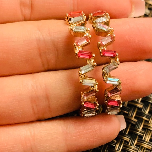 Multicolored hoop earings - Picture 3 of 5